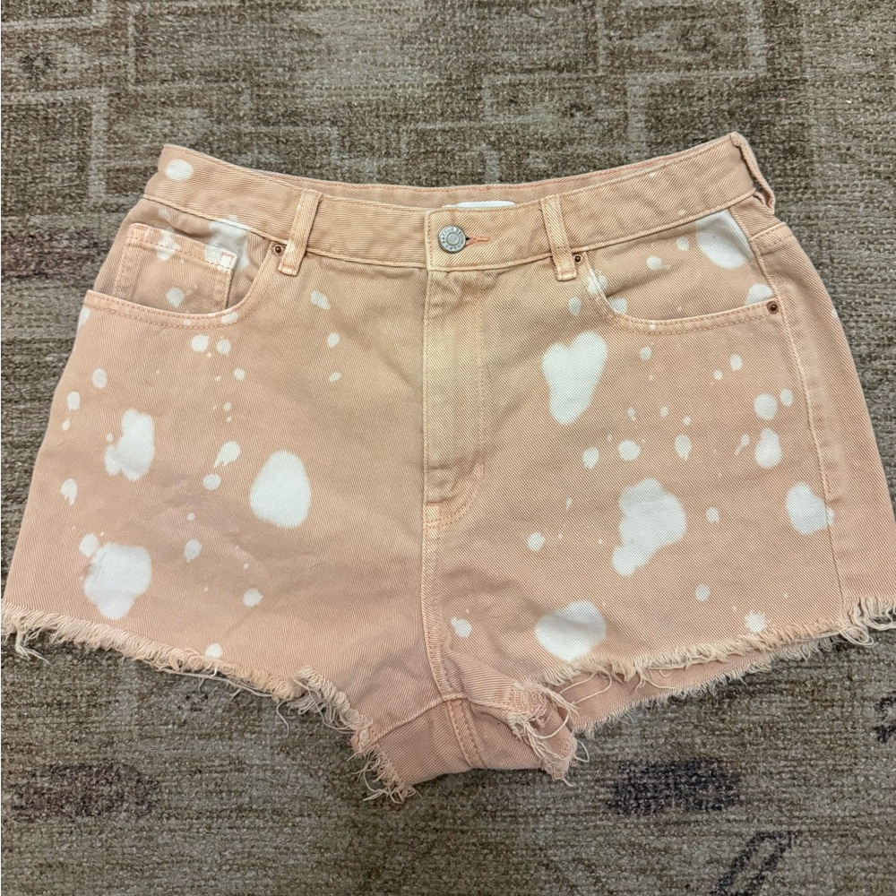 PacSun Peach and White Jean Shorts
